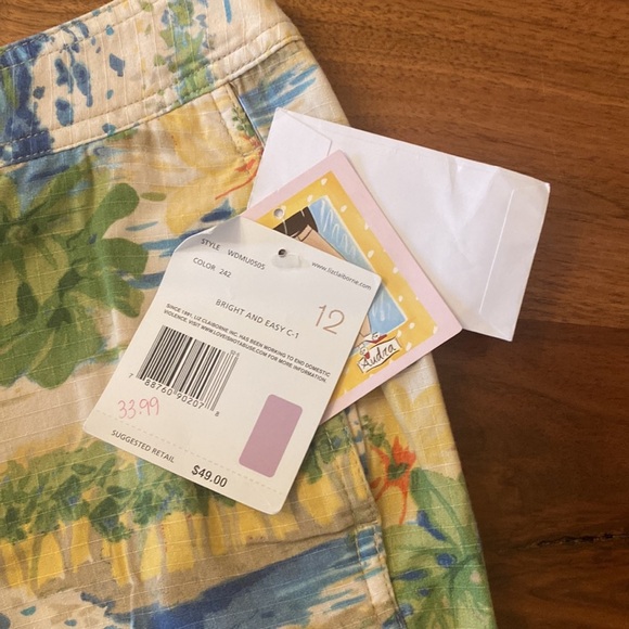 Women’s NWT Liz Claiborne cropped tropical print pants  size 12 - Picture 4 of 8